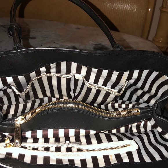 🤗Henri Bendel - Picture 6 of 7